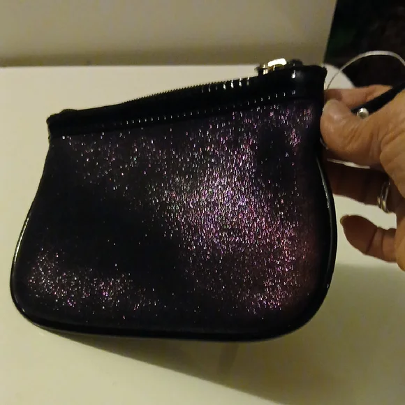 Nine West Black Sy Wristlet With Glitter Shimmering Accents. NWT - Picture 2 of 8